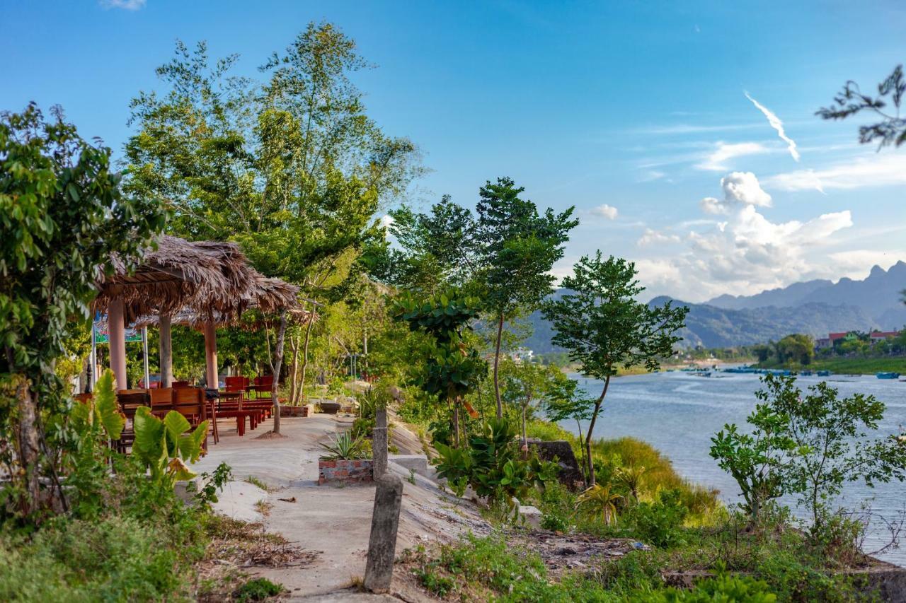 Applebee'S Homestay Phong Nha Exterior photo